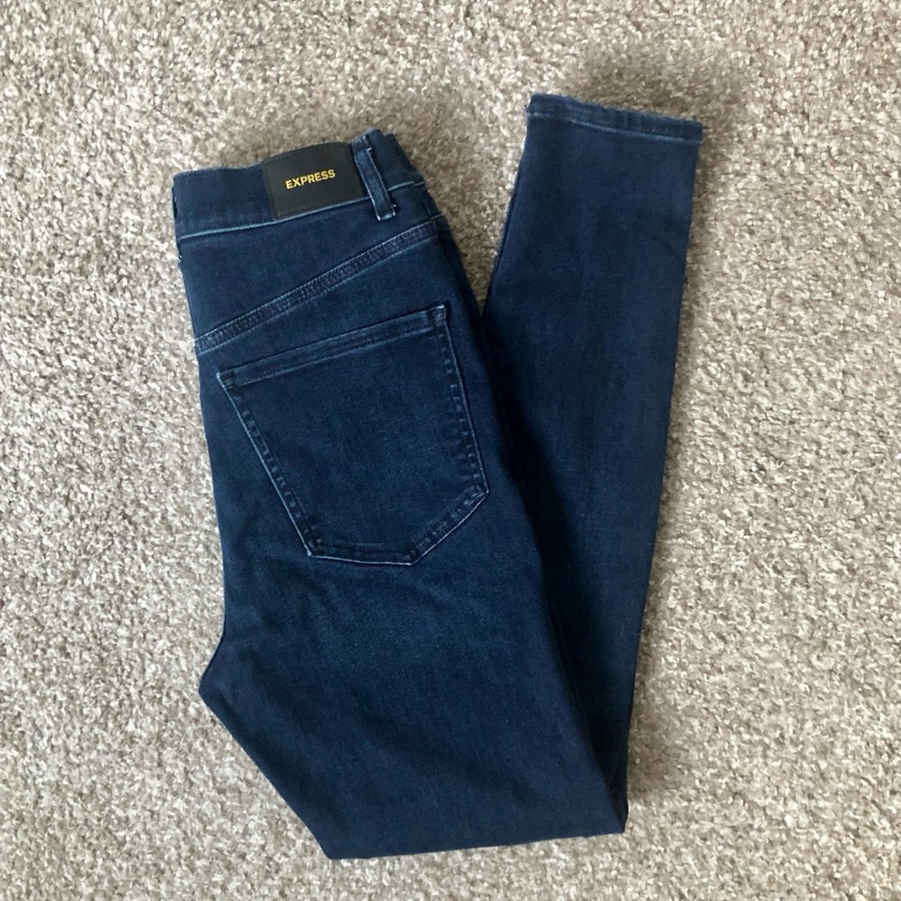🩵5 for $20🩵 Express Dark Blue Denim Super High Rise Skinny Jeans, 4R